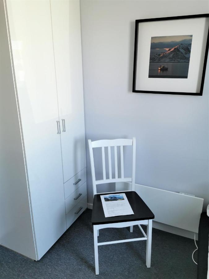 Lofoten Overnatting - Leknes Exterior photo