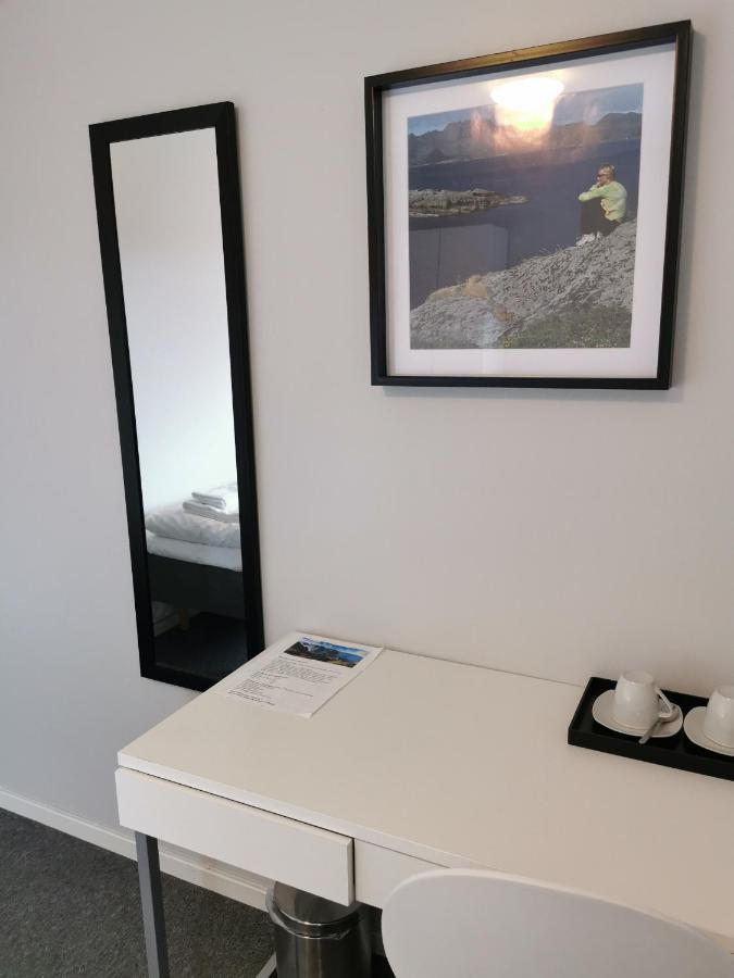 Lofoten Overnatting - Leknes Exterior photo